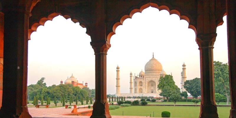 Taj Mahal Tour From Delhi