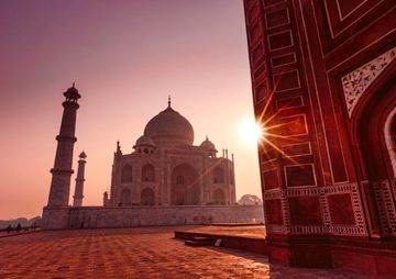 Stunning Beauty Of Taj Mahal In Sunrise
